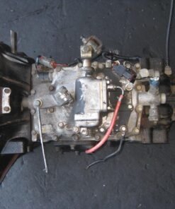 "Nissan FD42 4.2 Cabstar MG diesel engine, inline-six heavy-duty engine built for commercial trucks and long service life."